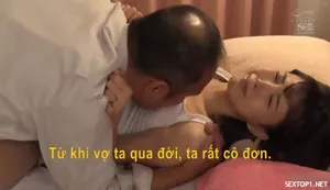 Dẫn trai về “chơi”, chị làm em nứng