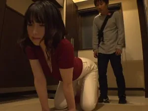 Nữ phạm nhân đĩ lửa ở cam lang thang khi vừa ra tù được ông chú tốt bụng giúp đỡ